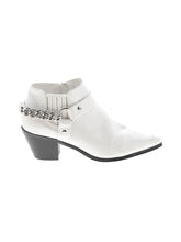 1 shoe size - 7