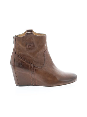 1 shoe size - 11