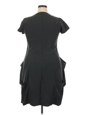 2 size - 18 W (M) W
