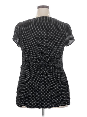 2 size - 18 W (M) W