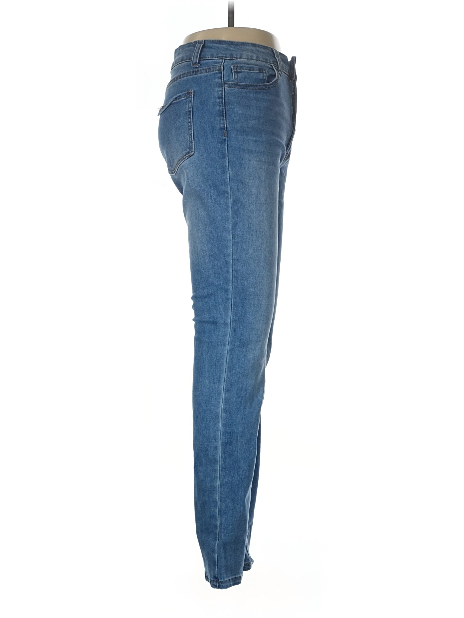 3 waist size - 28