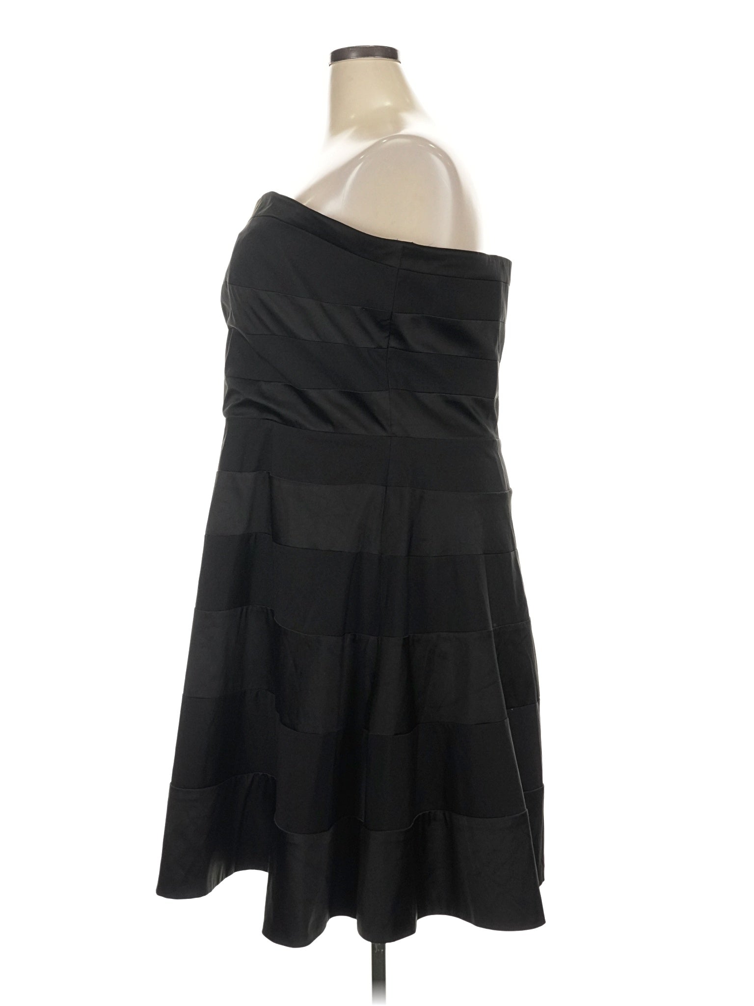 4 size - 22 W (XL) W