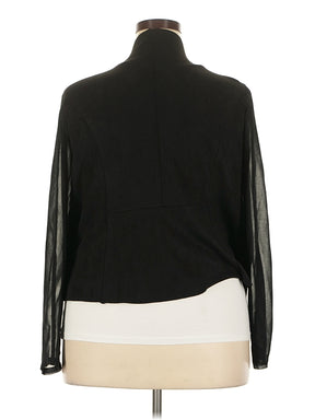 2 size - 18 W (M) W