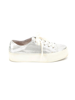 1 shoe size - 8