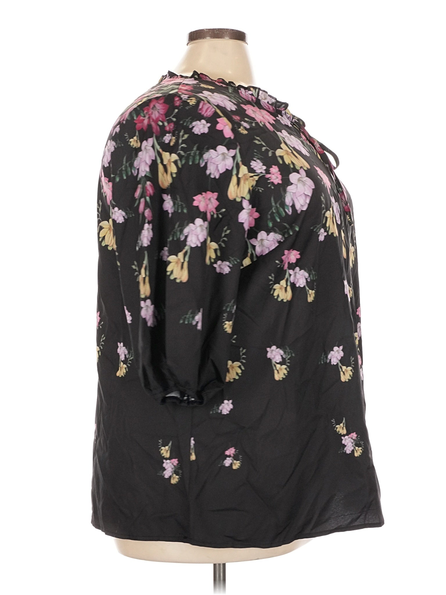 3 size - 22 W