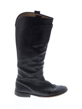 1 shoe size - 9