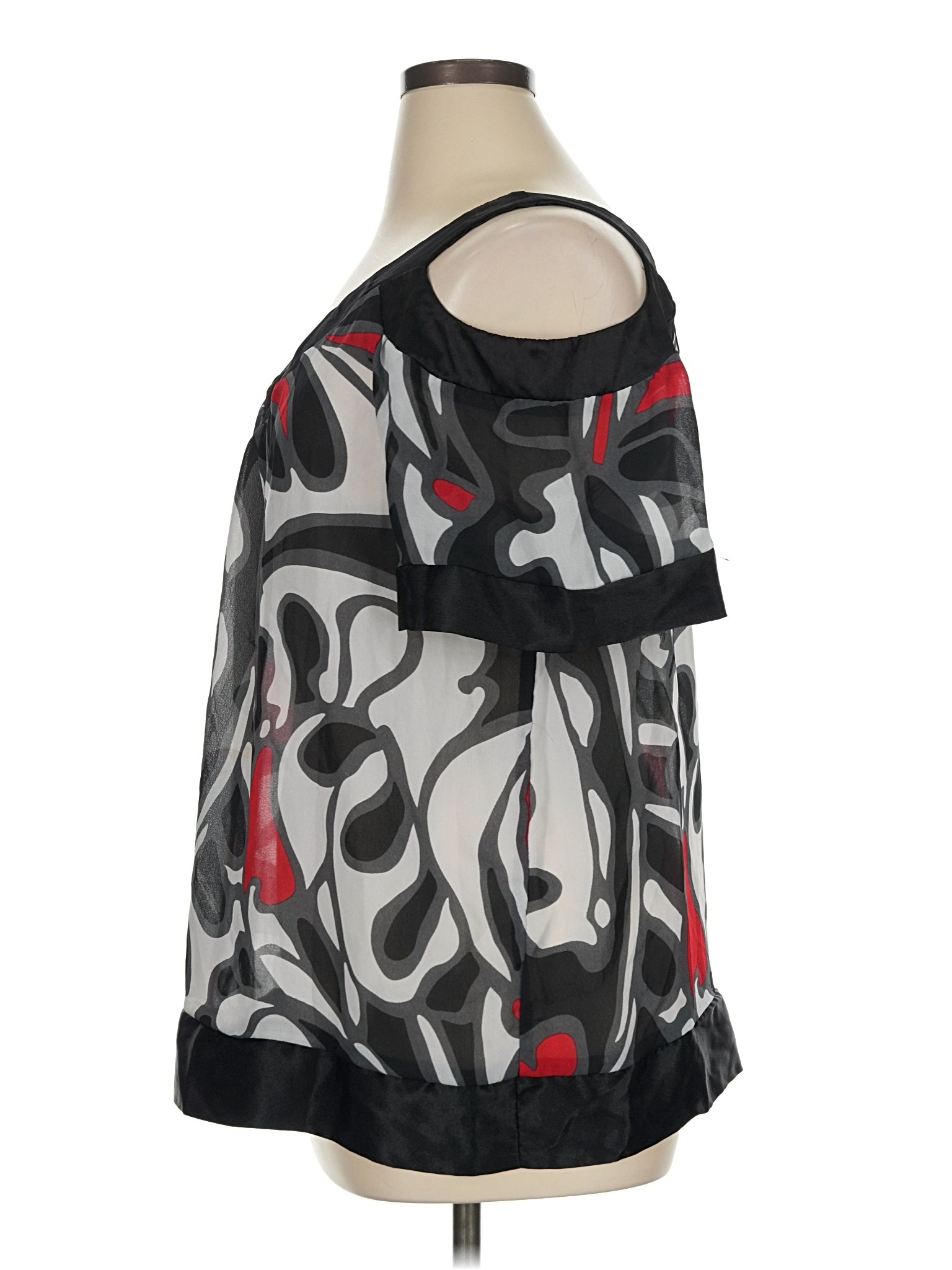 4 size - 14 W