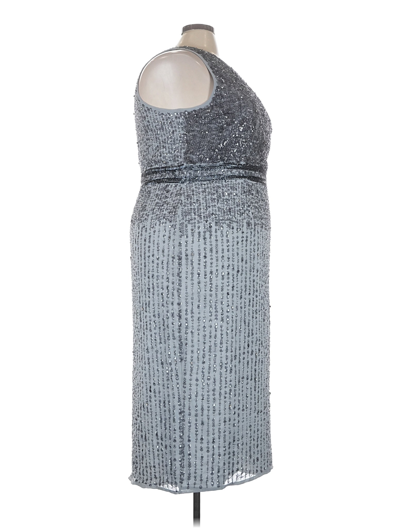 3 size - 22 W