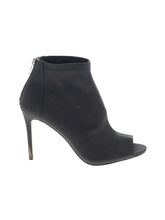 1 shoe size - 8