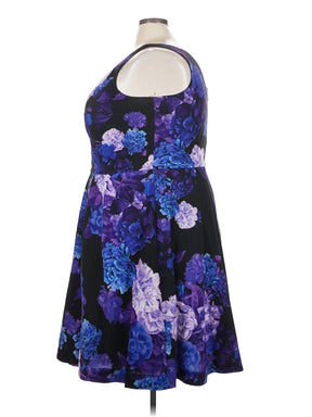 4 size - 22 W (XL) W