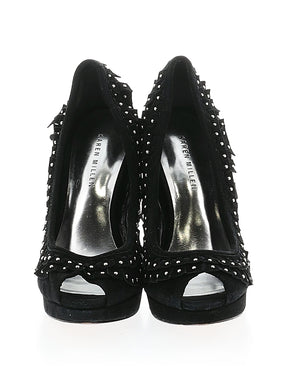 2 shoe size - 38 (EU)