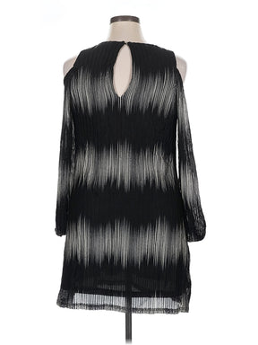 2 size - 14 W (XS) W