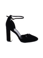 1 shoe size - 8