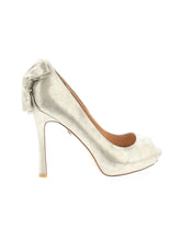 1 shoe size - 9