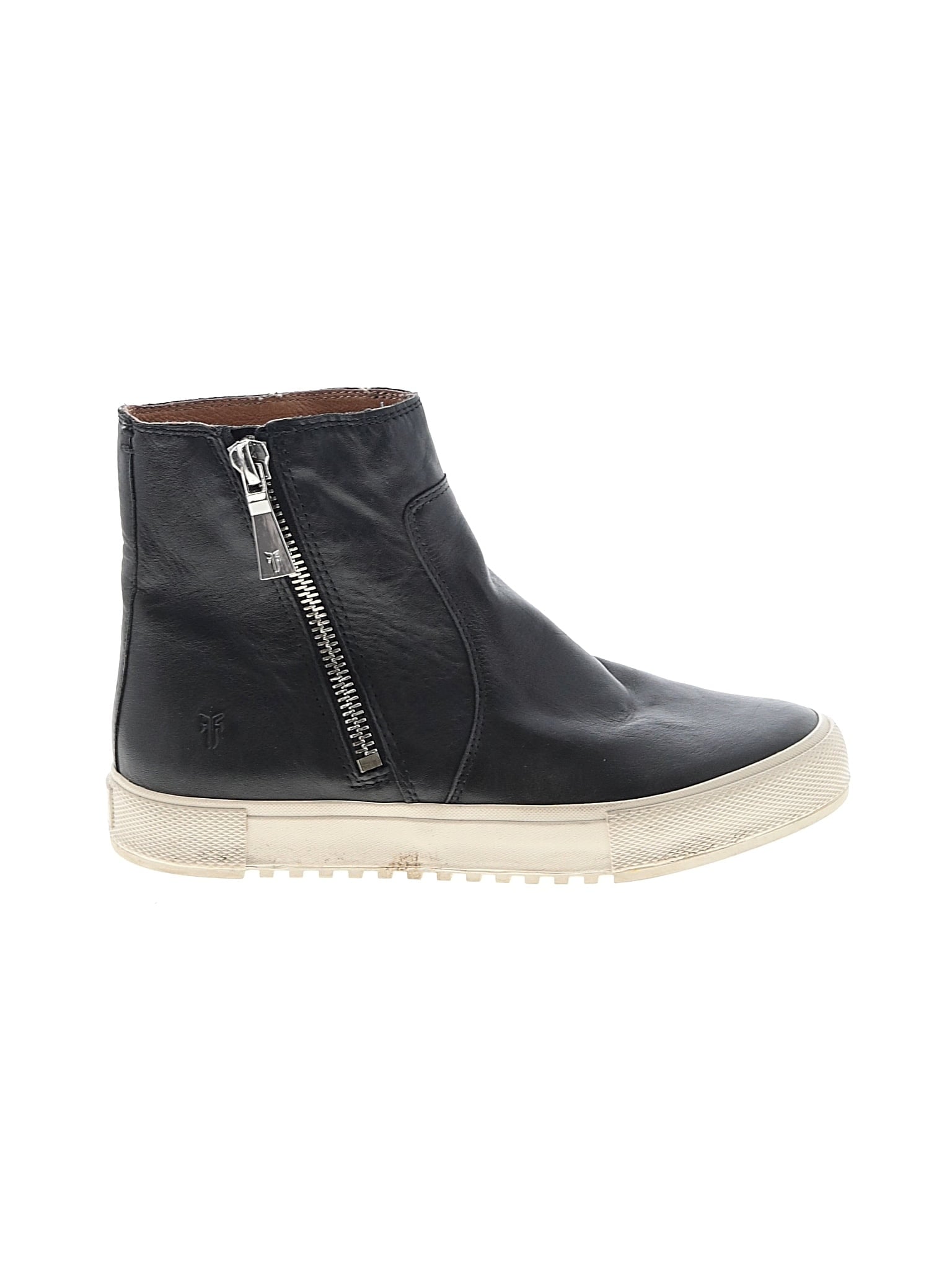 1 shoe size - 9