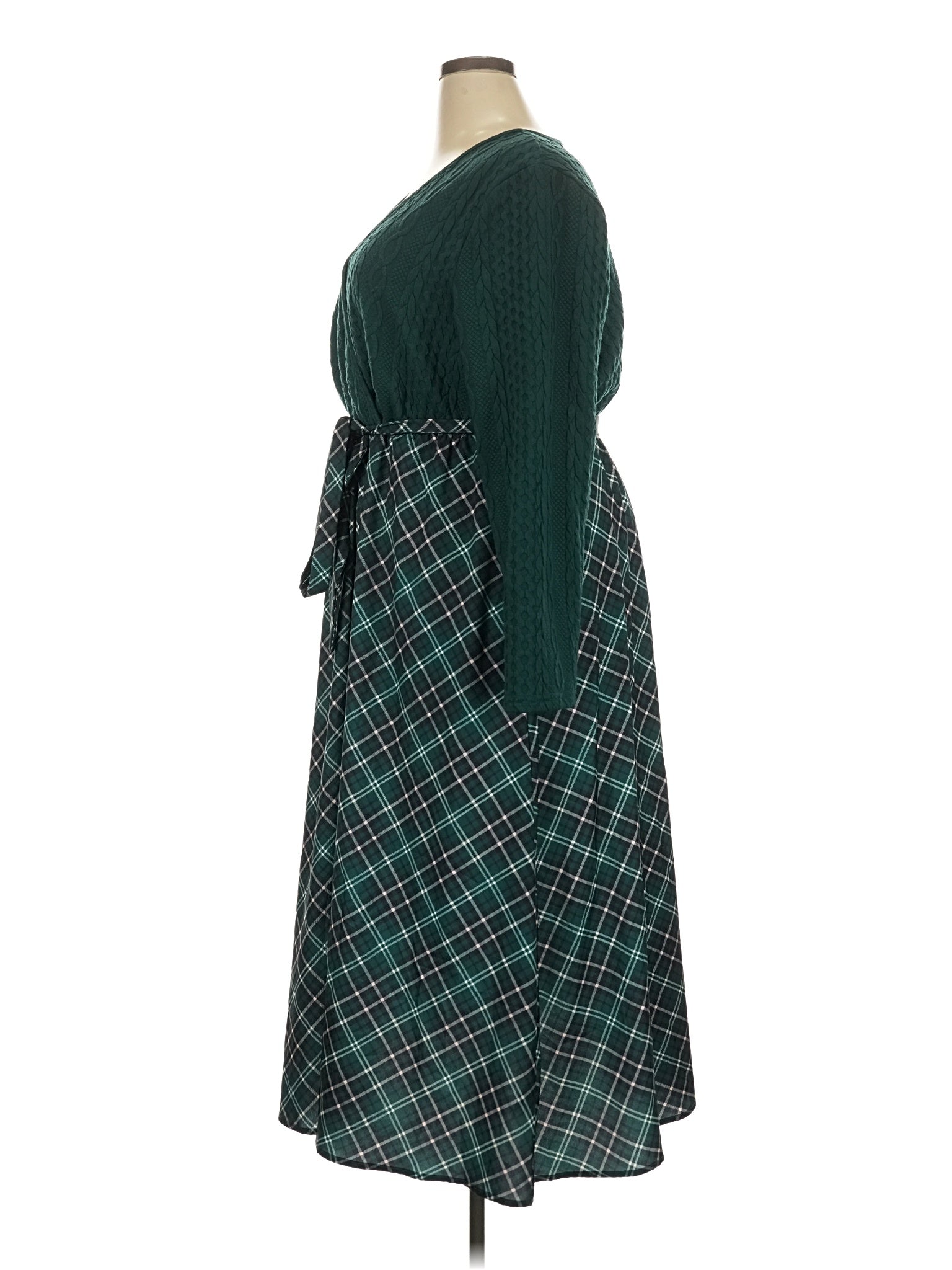 4 size - 18 W