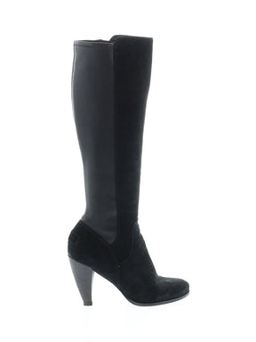 1 shoe size - 8