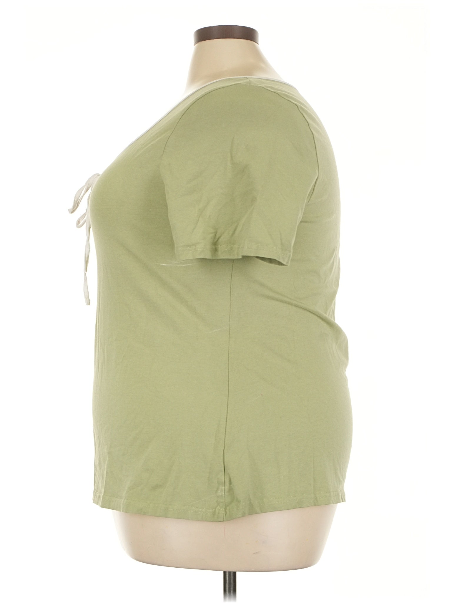4 size - 22 W