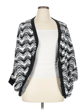 1 size - 16 W (S) W