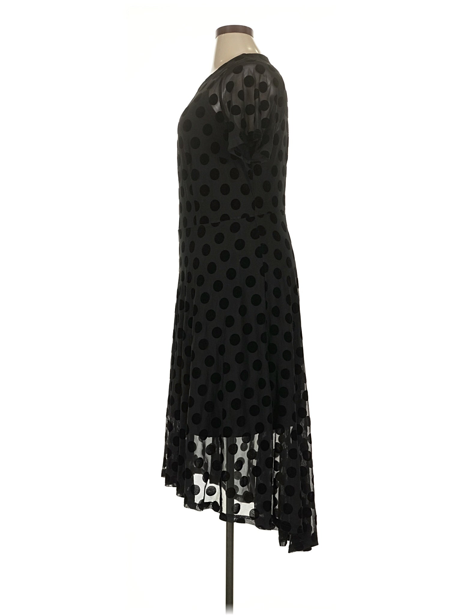 4 size - 14 W (XS) W