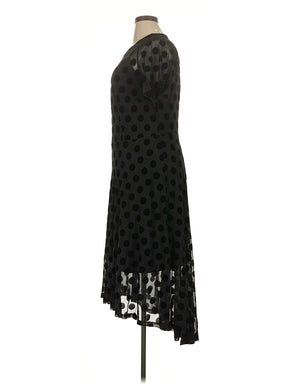 4 size - 14 W (XS) W