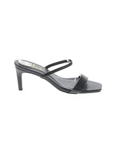 1 shoe size - 7 1/2