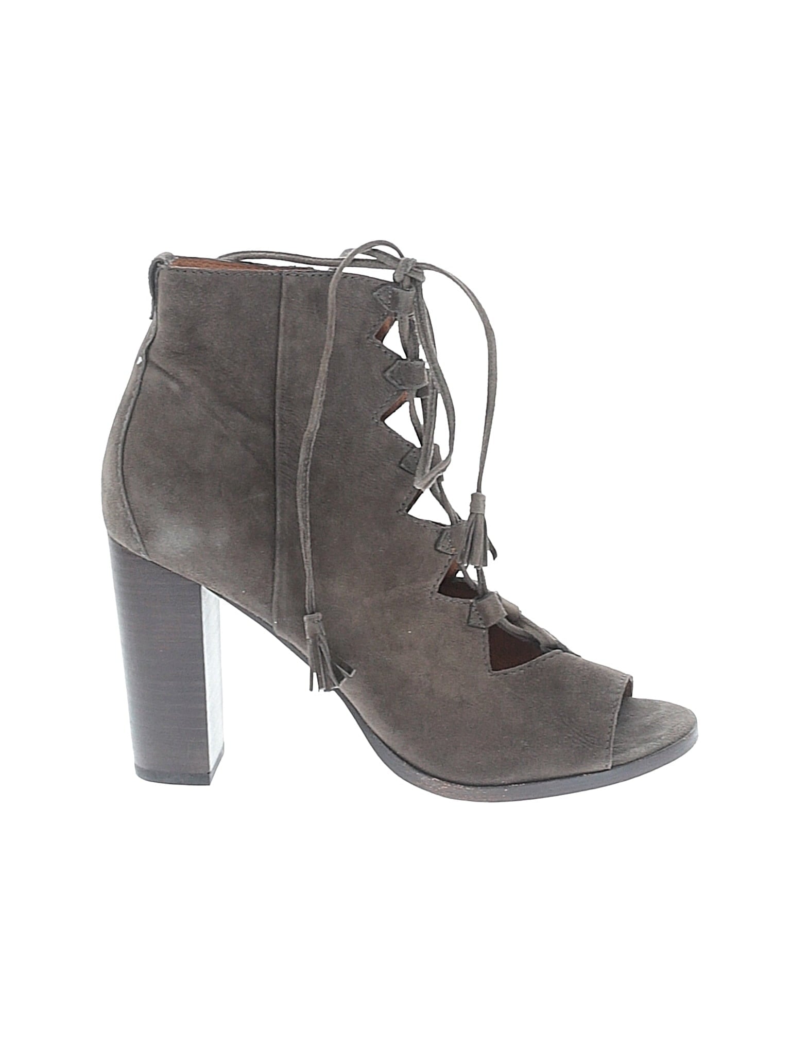 1 shoe size - 9