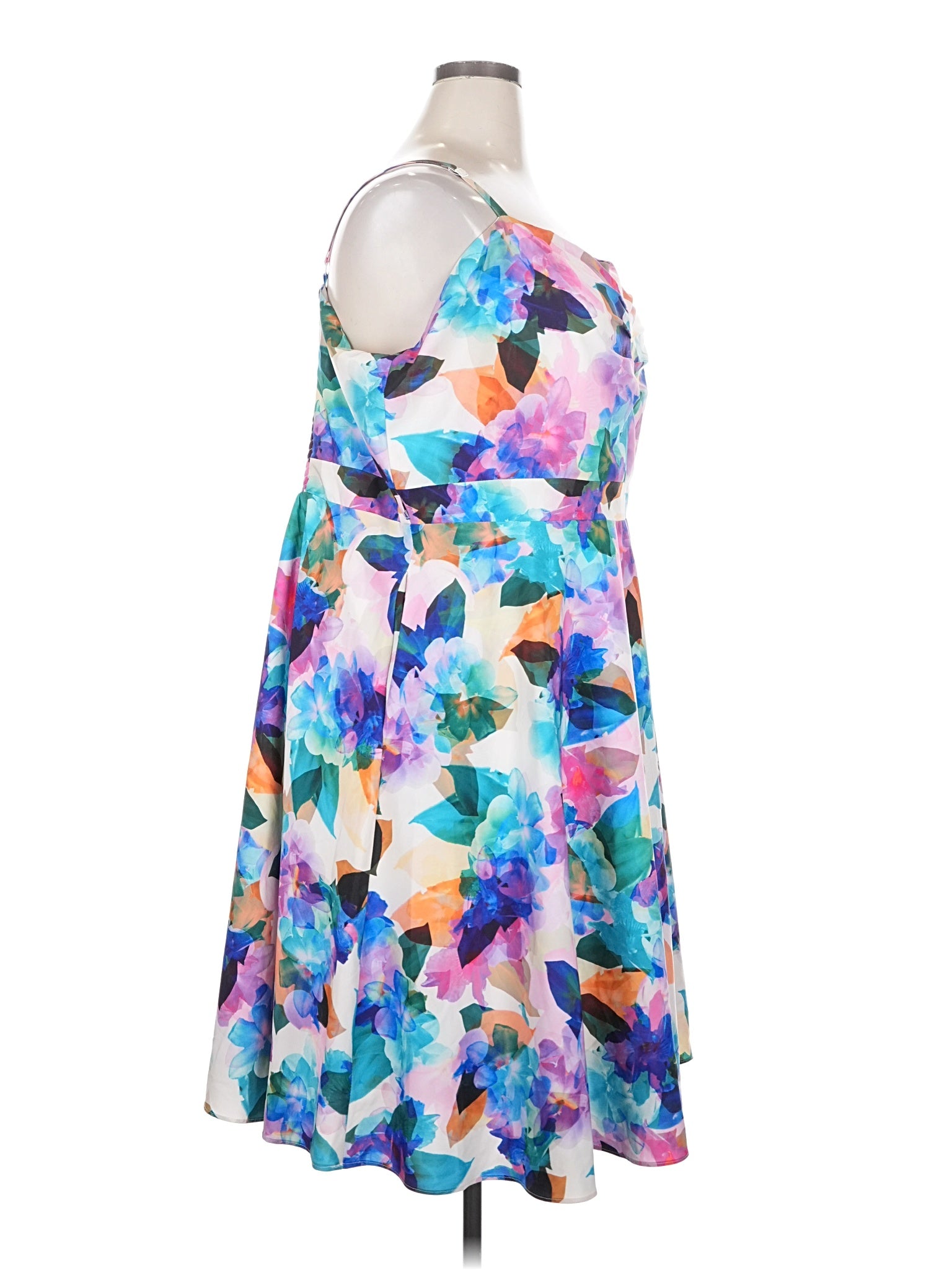 3 size - 24 W (XXL) W