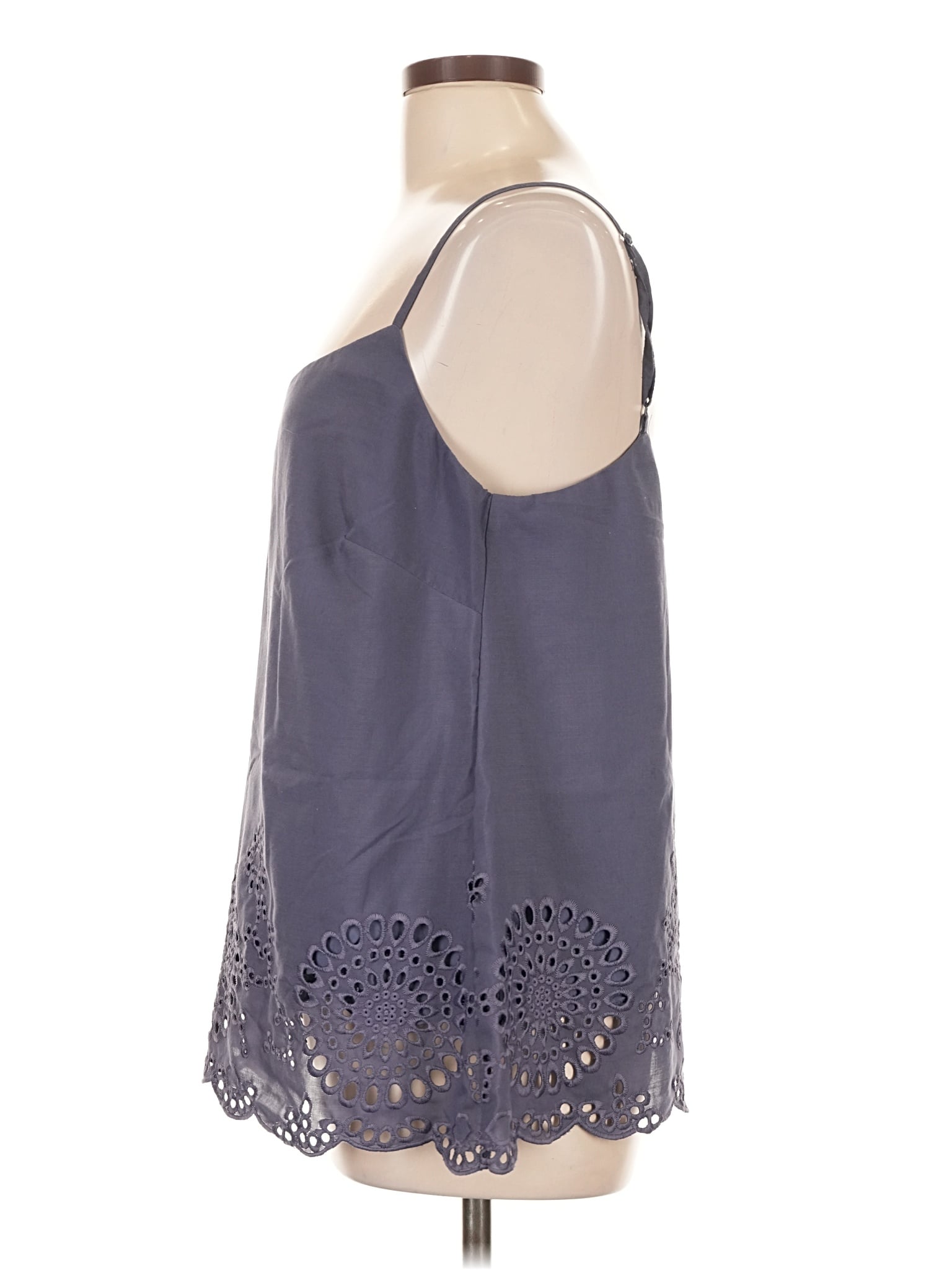4 size - 12 W