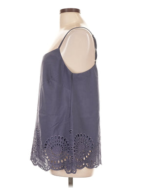 4 size - 12 W