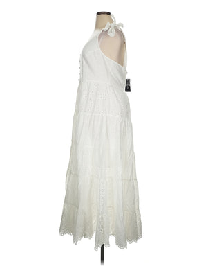 4 size - 14 W (XS) W