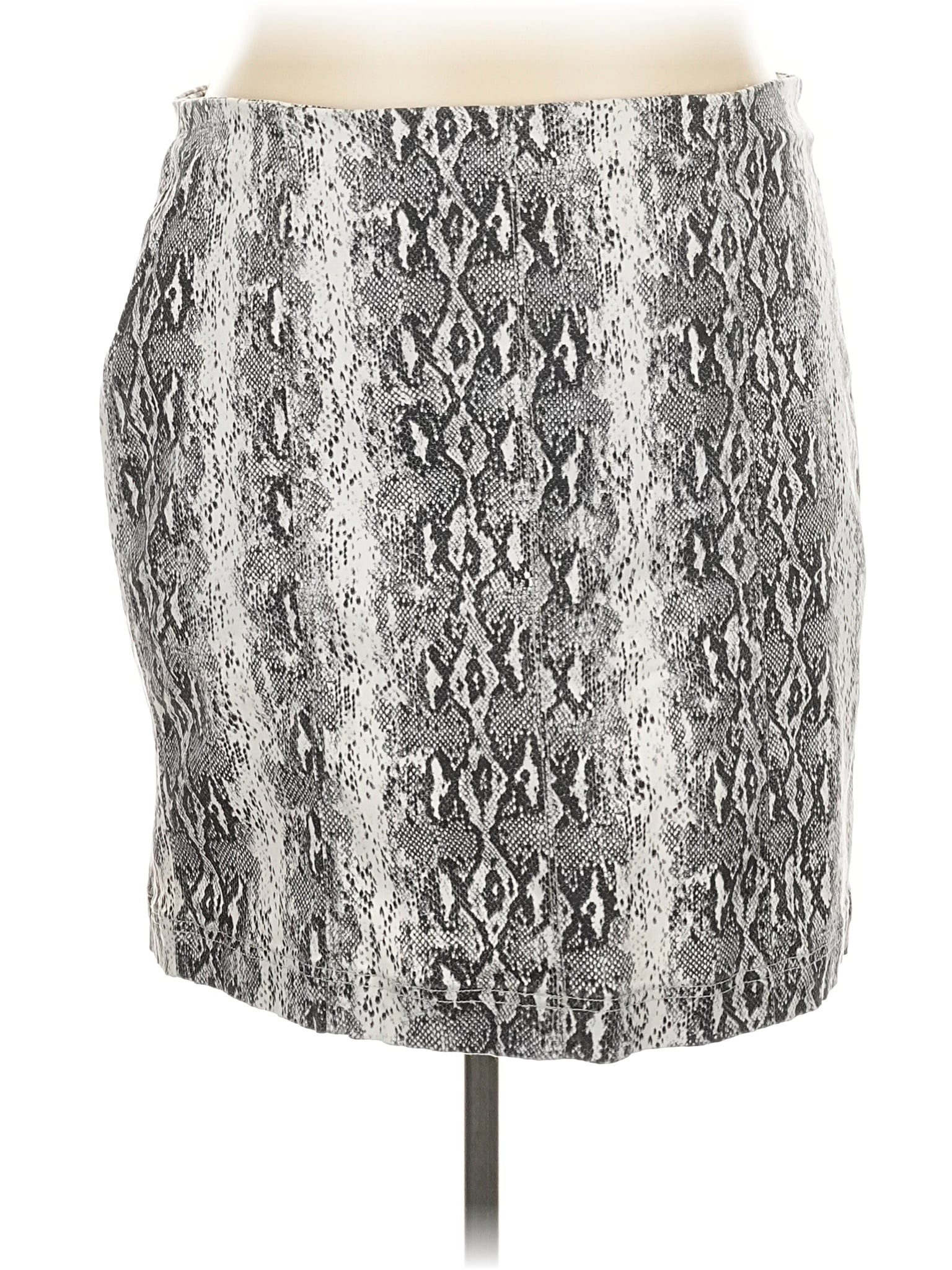 1 size - 22 W